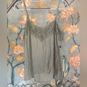 NWT Abercrombie & Fitch Green Lace Trim Camisole XS